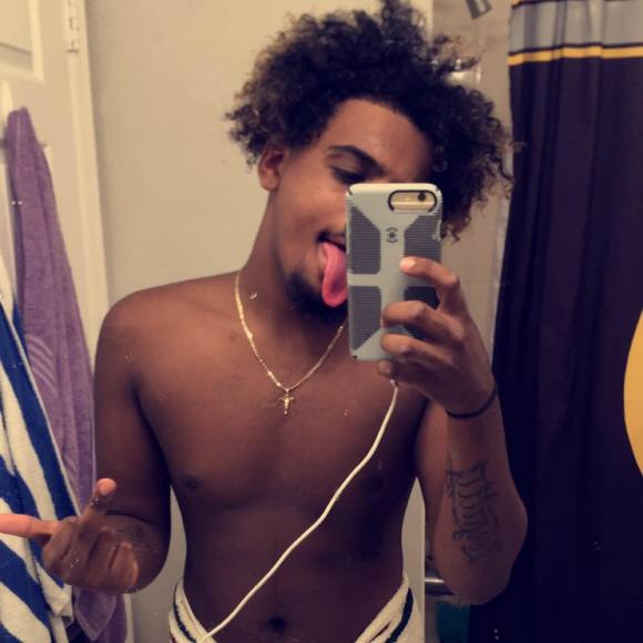 Meet your Posher, D'angel - Picture 1 of 1